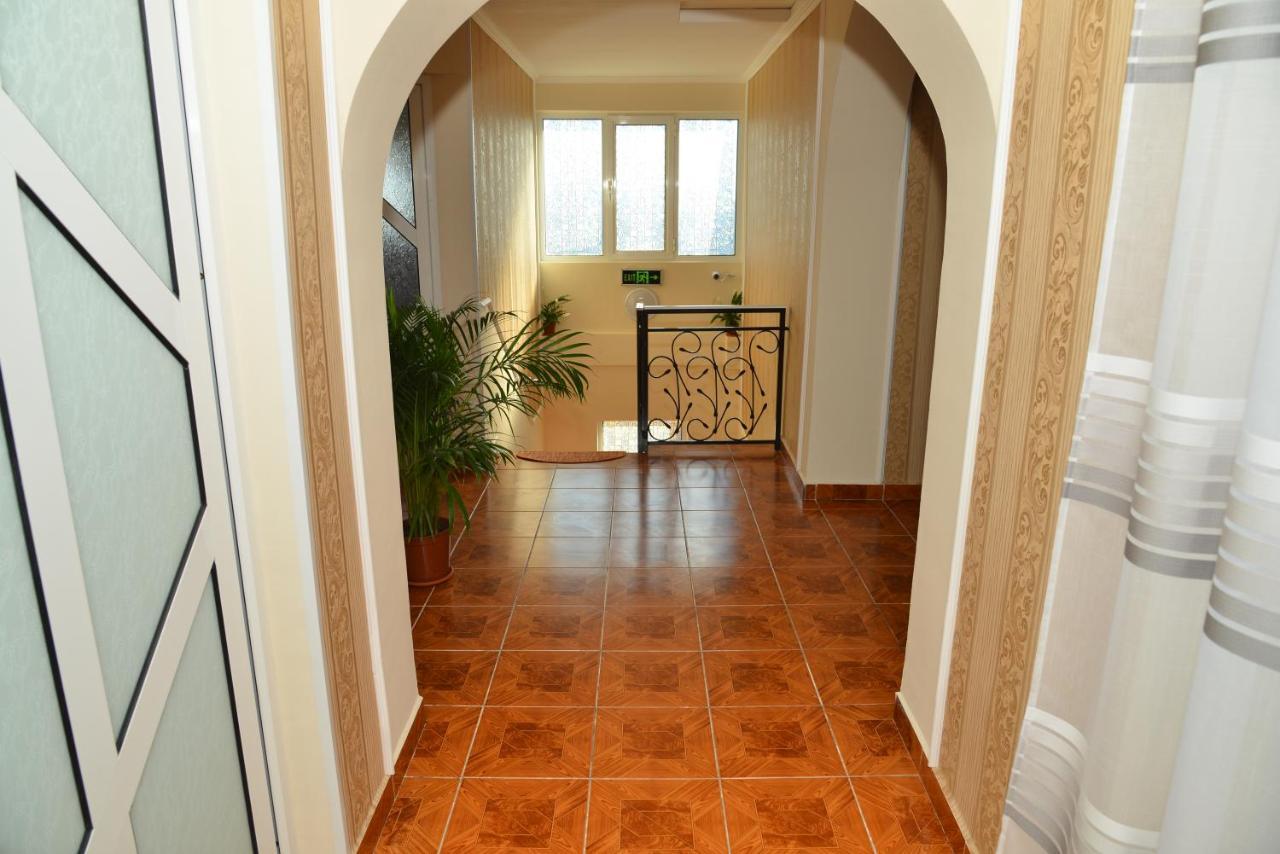 Appartement Stejarul Buzău Extérieur photo
