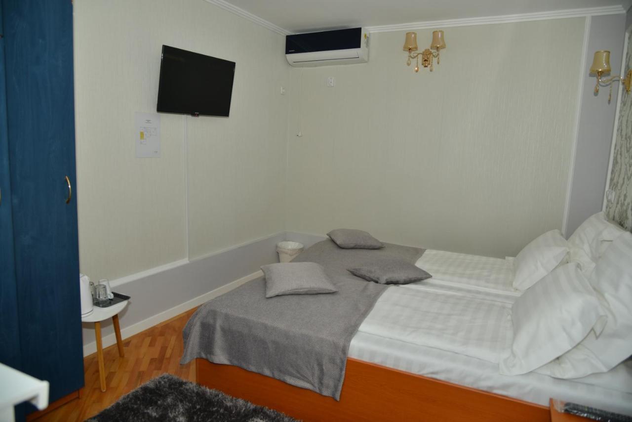 Appartement Stejarul Buzău Extérieur photo