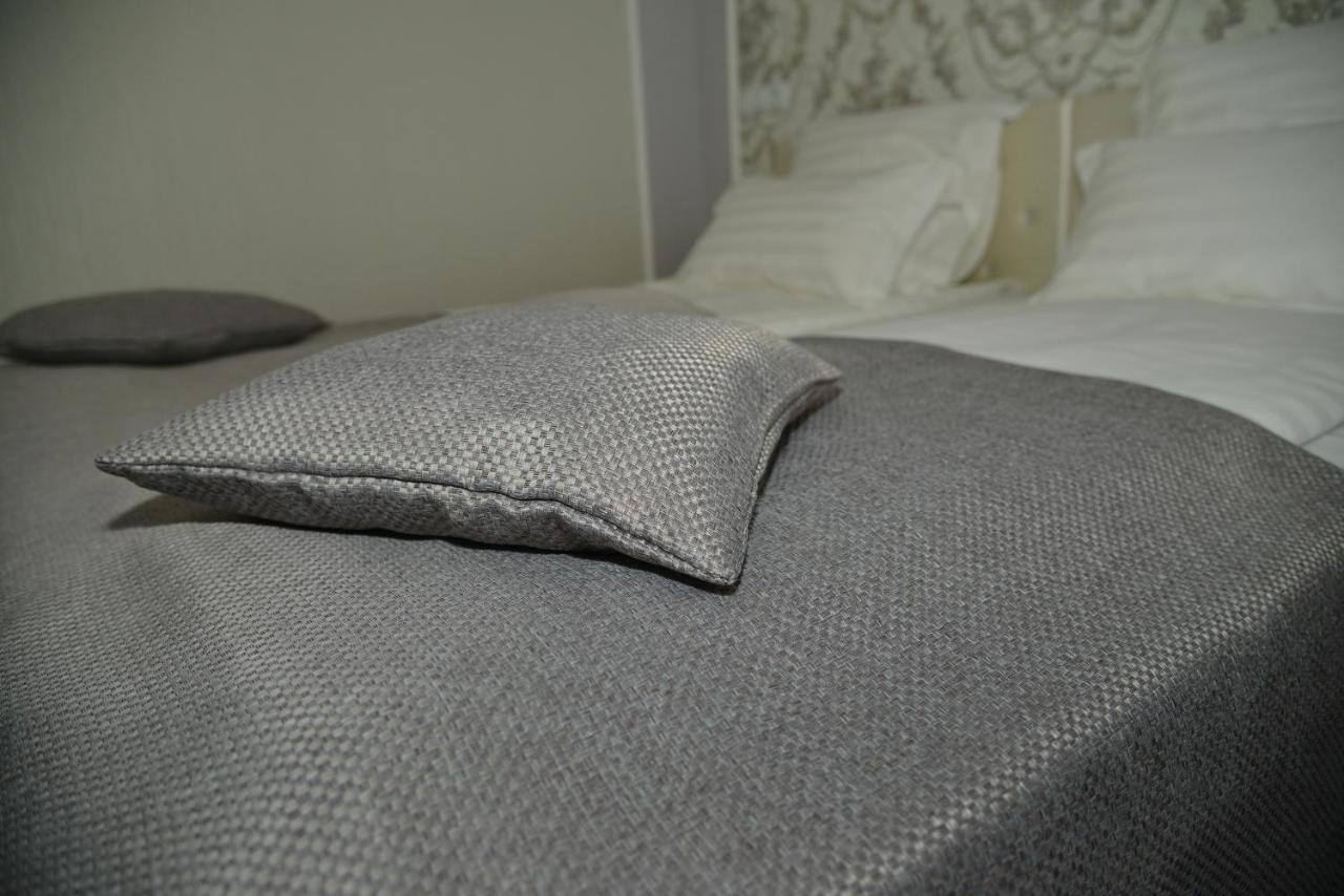 Appartement Stejarul Buzău Extérieur photo